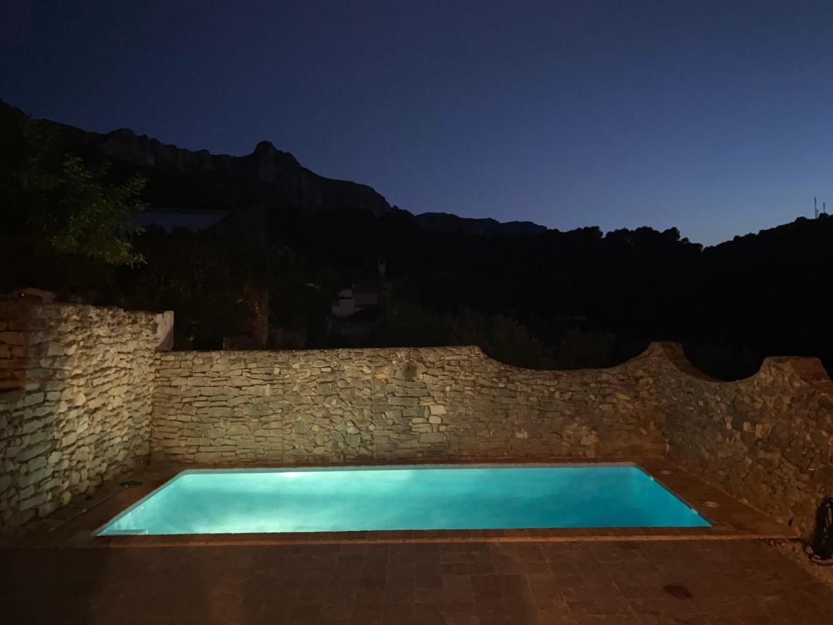 Casa Nicole Naturaleza, Montanas Y Piscina Privada En Alicante Holiday home *