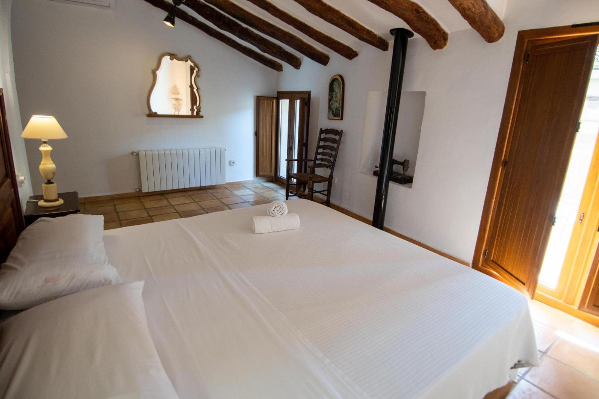 Casa Nicole Naturaleza, Montanas Y Piscina Privada En Alicante Holiday home